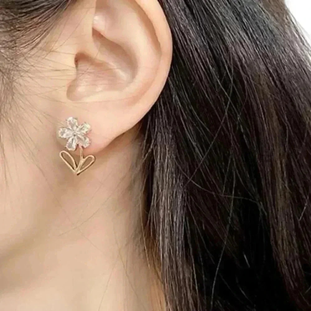 Cute Flower Stud Earrings